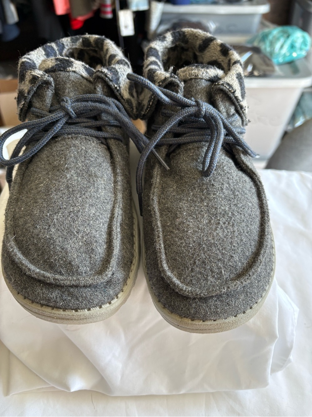 Hey Dude Women's Gray Cheetah Wool Moccasin Lace-Up Flats